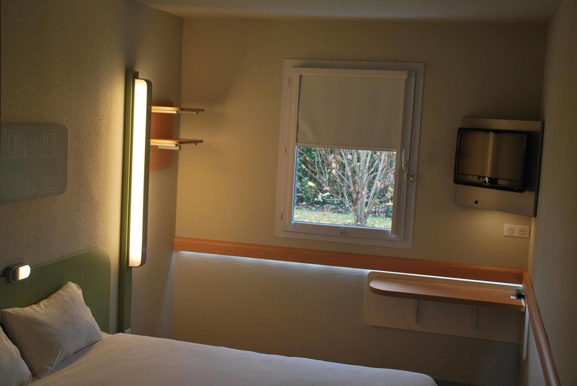 Ibis Budget Bergerac Esterno foto